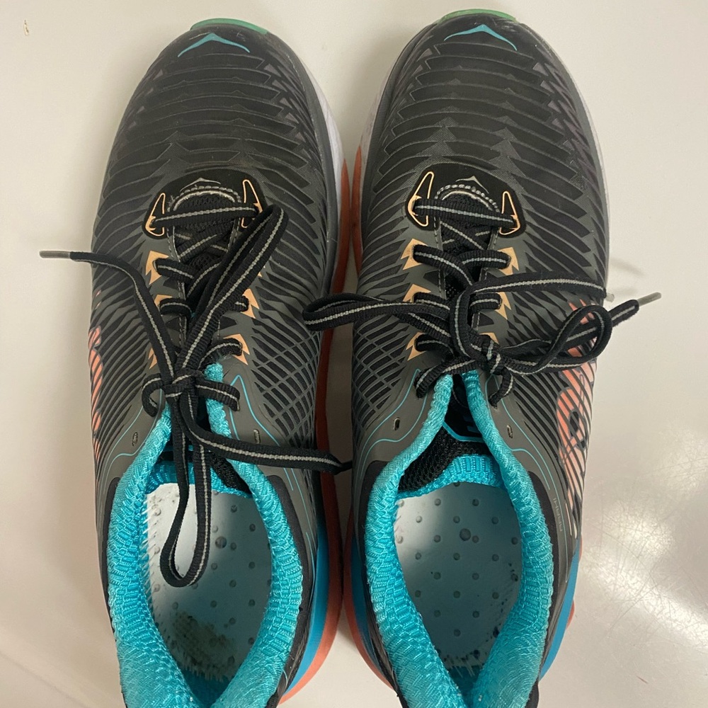 Hoka - Picture 5 of 9